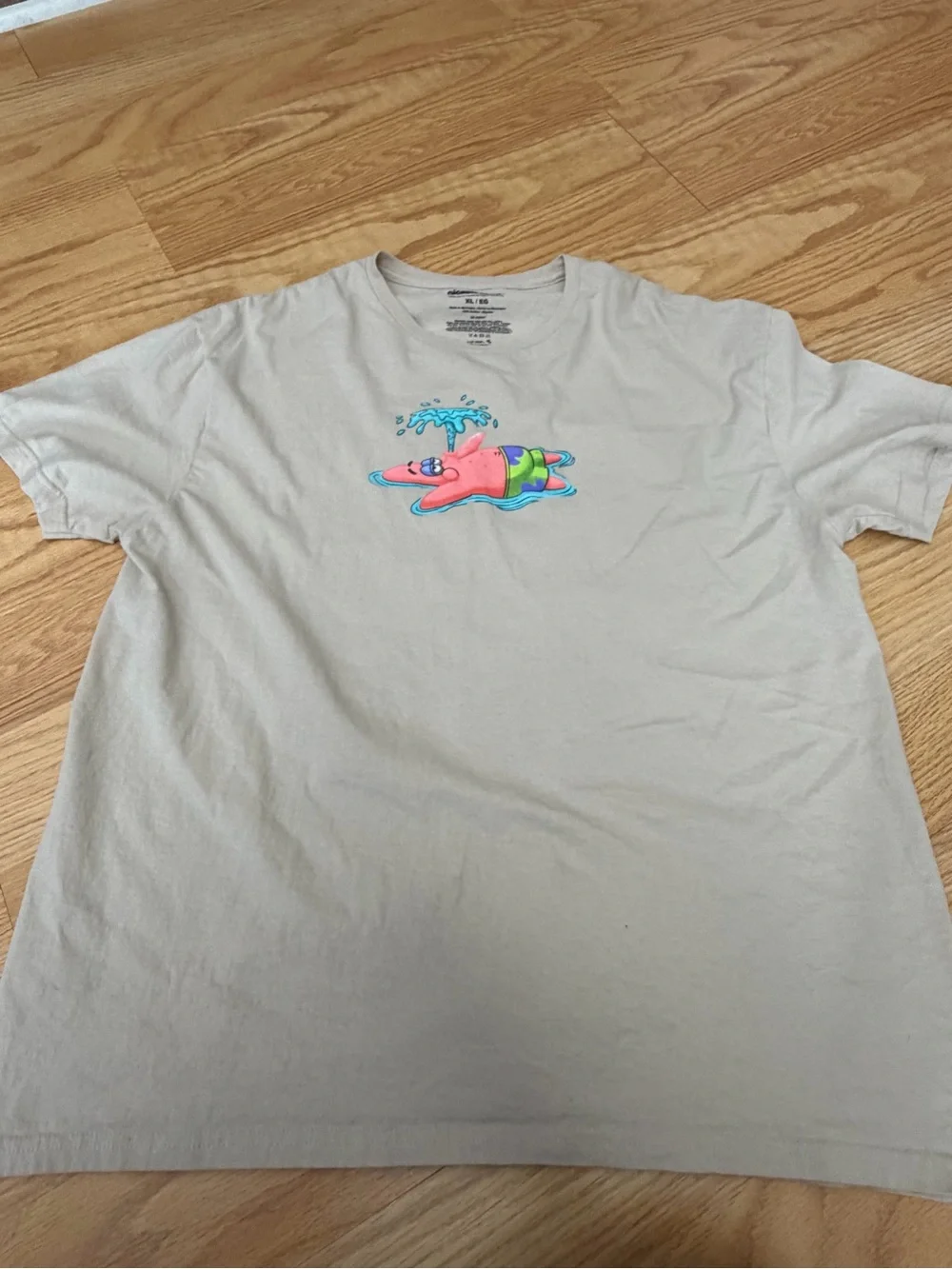 Gray Nickelodeon Patrick Star cotton t-shirt with pink starfish graphic, size XL